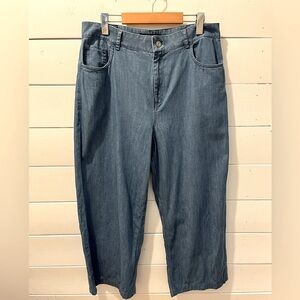 🩵 ICÔNE PAR SIMONS – Light Denim Relaxed-Leg Pants (Size L)